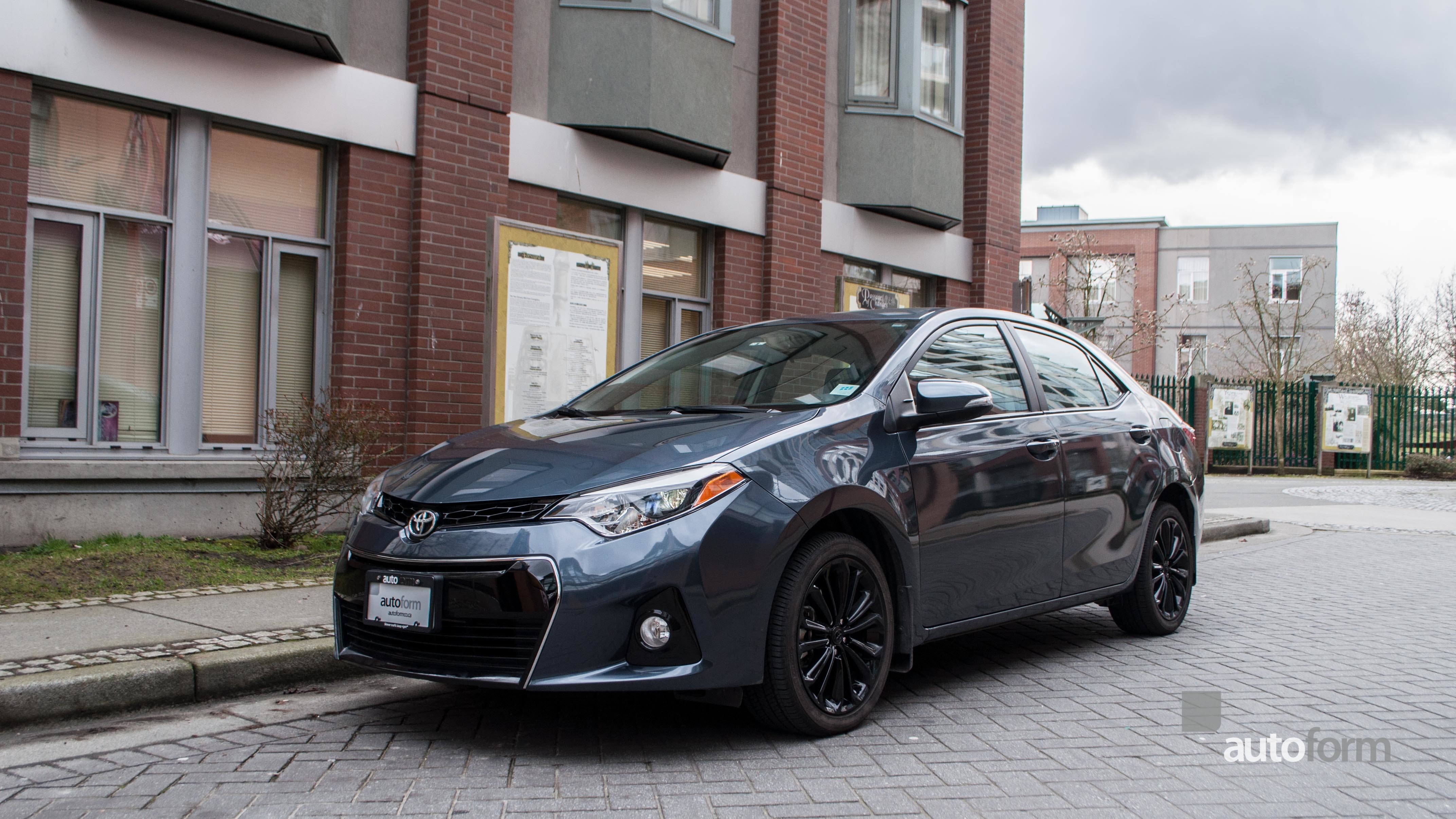 5462 2c9557a105572015 toyota corolla autoform vancouver1