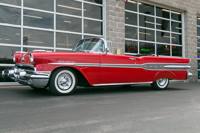 1957 Pontiac Star Chief