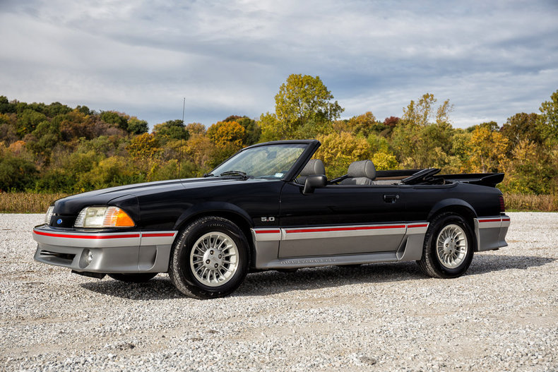 1989 Ford Mustang