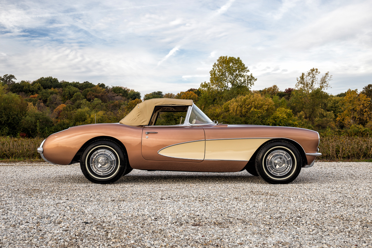 Voiture Miniature à Friction CHEVROLET CORVETTE 1957 Rouge - MARQUE MAJORETTE - Neuf - Modèle De Collection