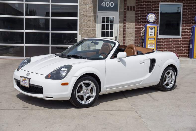 2002 Toyota MR2