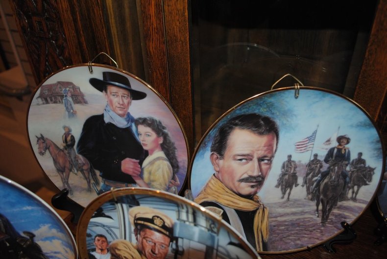 Unbelievable John Wayne Collector Plate Lot! Fast Lane
