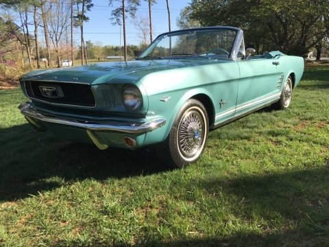 1966年 フォード マスタング コンパーチブル