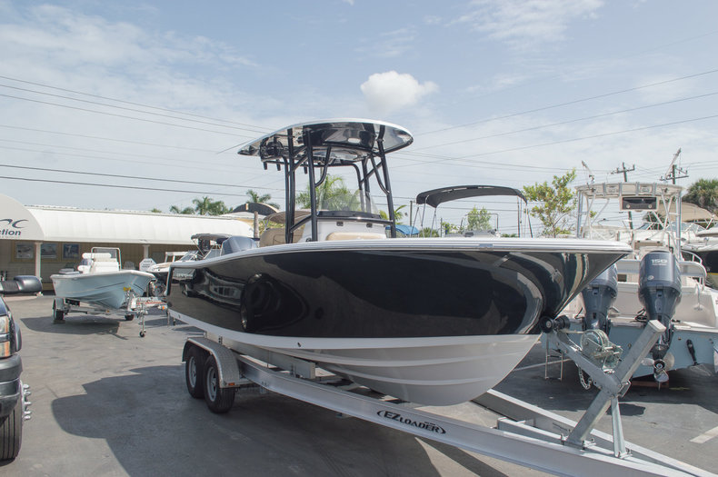 New 2015 Sportsman Open 232 Center Console boat for sale in Miami, FL