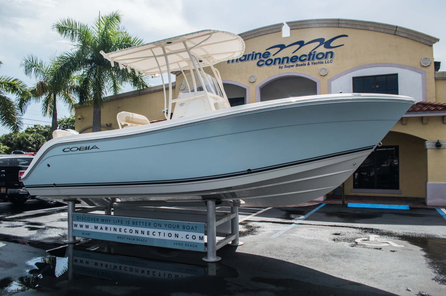New 2015 Cobia 217 Center Console boat for sale in Miami, FL (R022