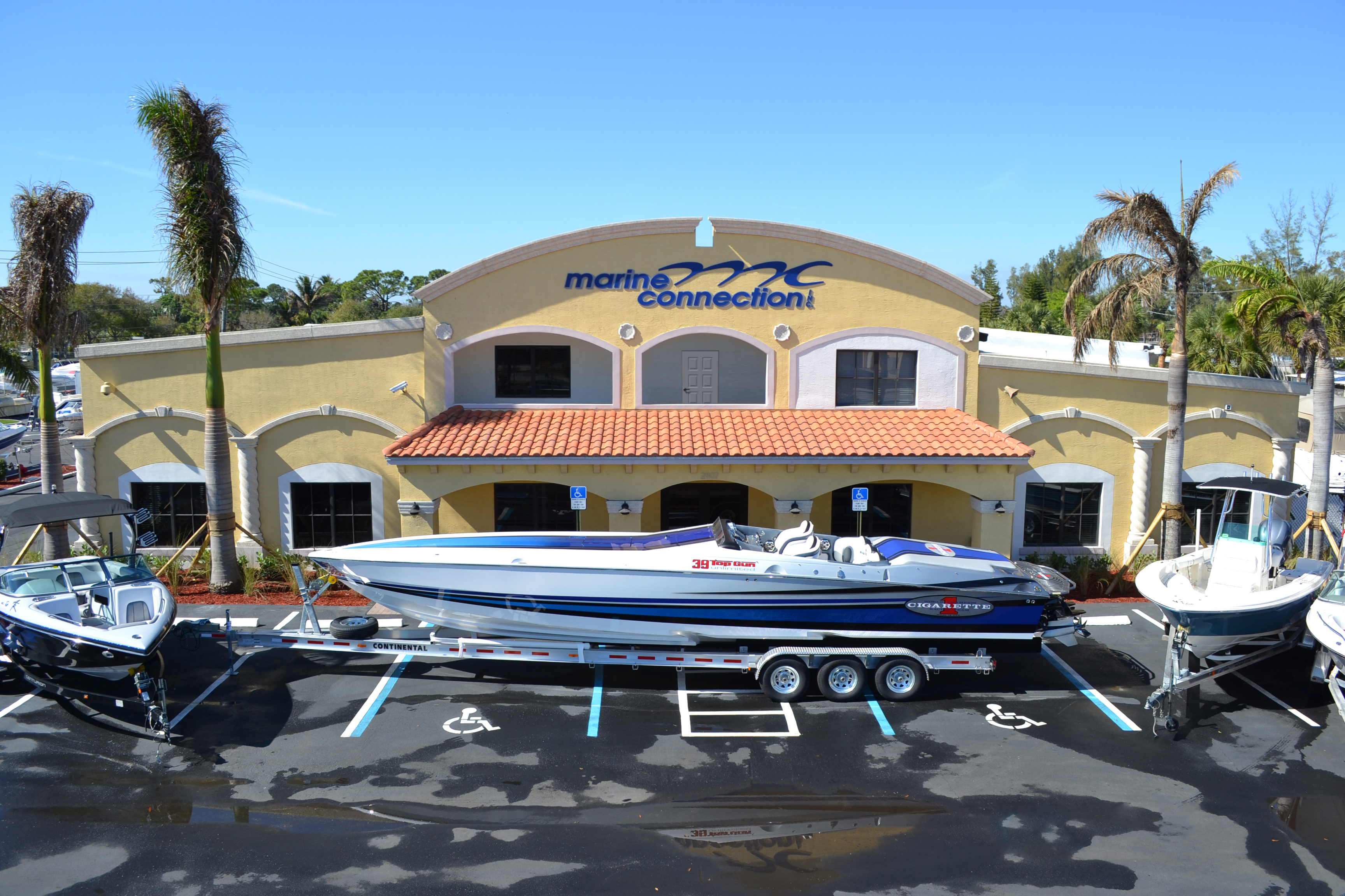 Used 2008 Cigarette 39 Top Gun Unlimited boat for sale in West Palm