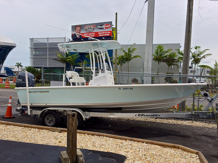 Used 2014 Sportsman Masters 227 Bay Boat boat for sale in Miami, FL