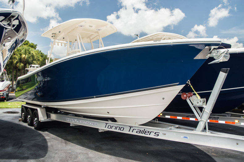 New 2015 Cobia 296 Center Console boat for sale in Vero Beach, FL