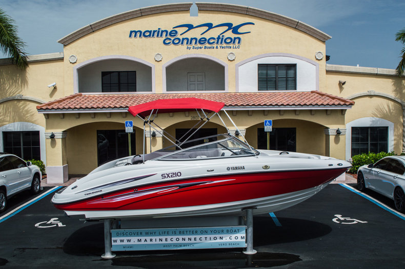 Used 2007 Yamaha SX210 boat for sale in West Palm Beach, FL