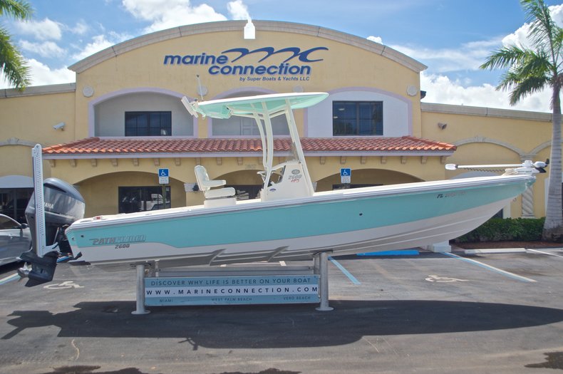 Used 2014 Pathfinder 2600 HPS Bay Boat boat for sale in West Palm Beach, FL