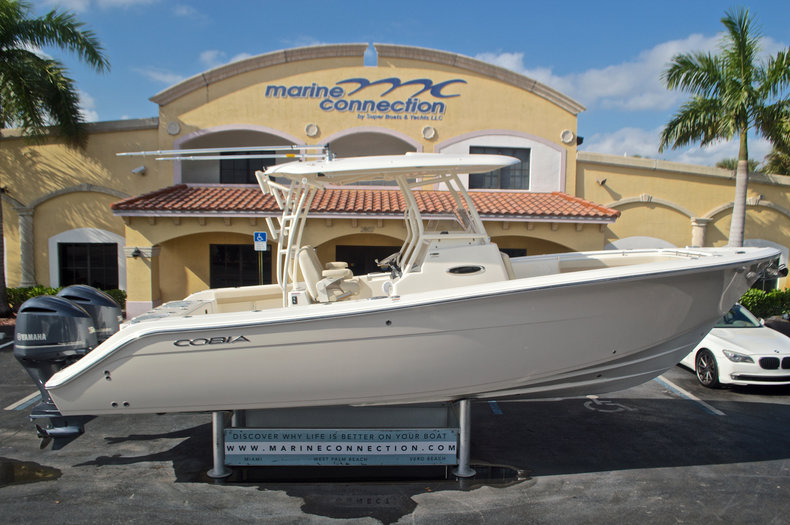 New 2017 Cobia 296 Center Console boat for sale in Miami, FL