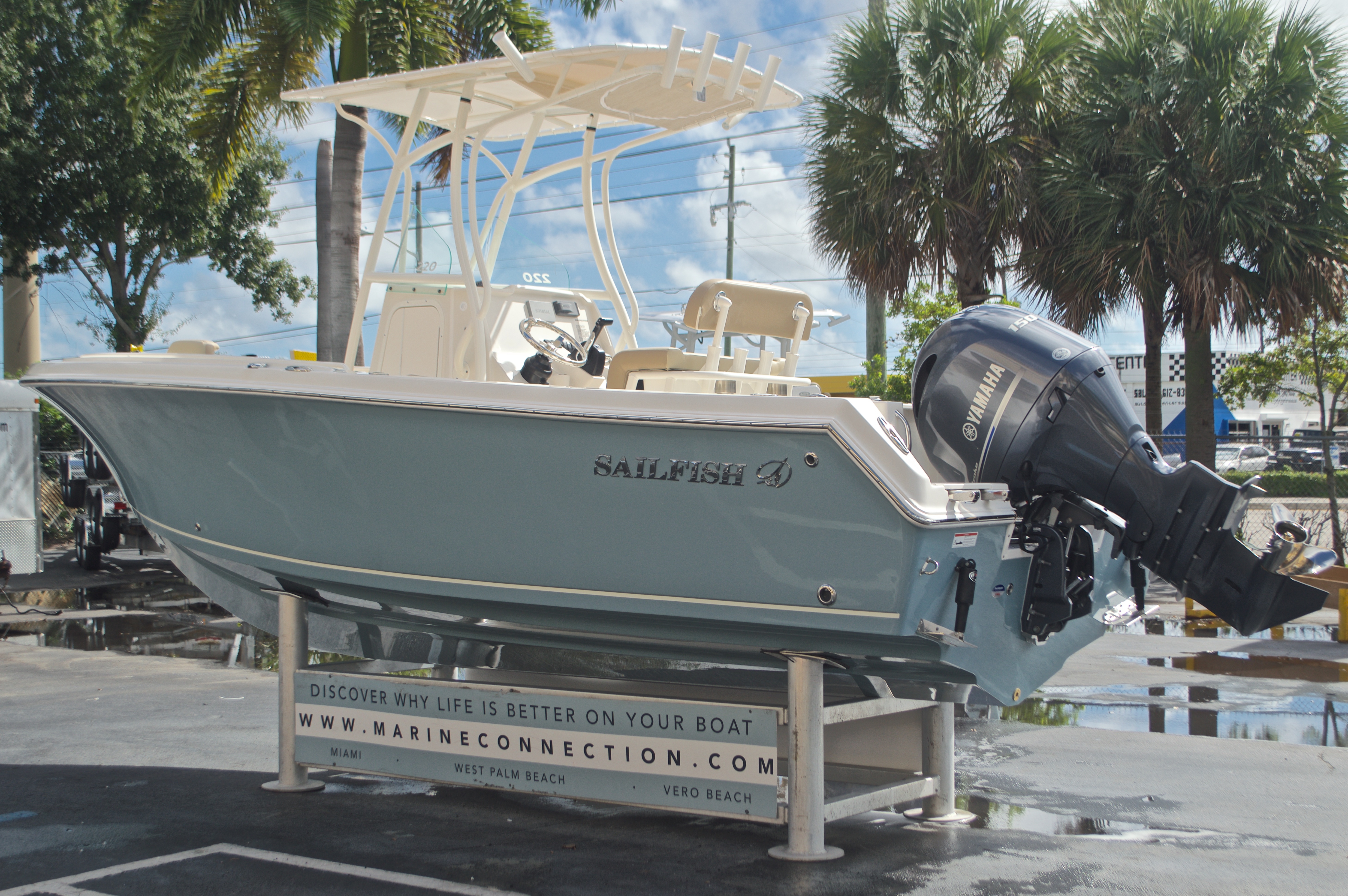 New 2017 Sailfish 220 CC Center Console boat for sale in West Palm