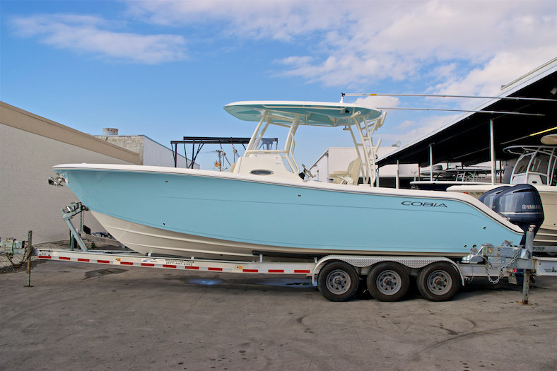 New 2017 Cobia 296 Center Console boat for sale in Miami, FL