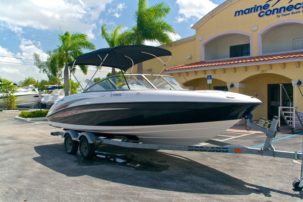 yamaha boat engine used used 2005 yamaha sx 230 twin engine boat for sale in west yamaha boat engine used used 2005 yamaha sx 230 twin engine boat for sale in west