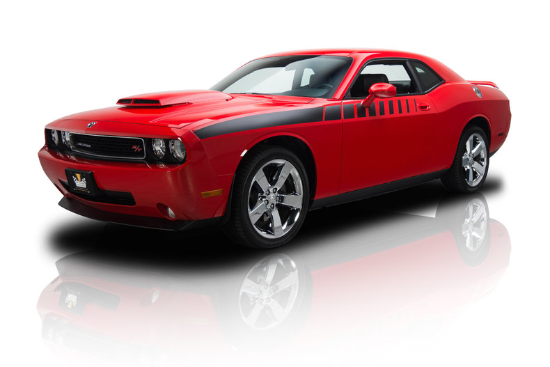 310254 2010 dodge challenger r t low res