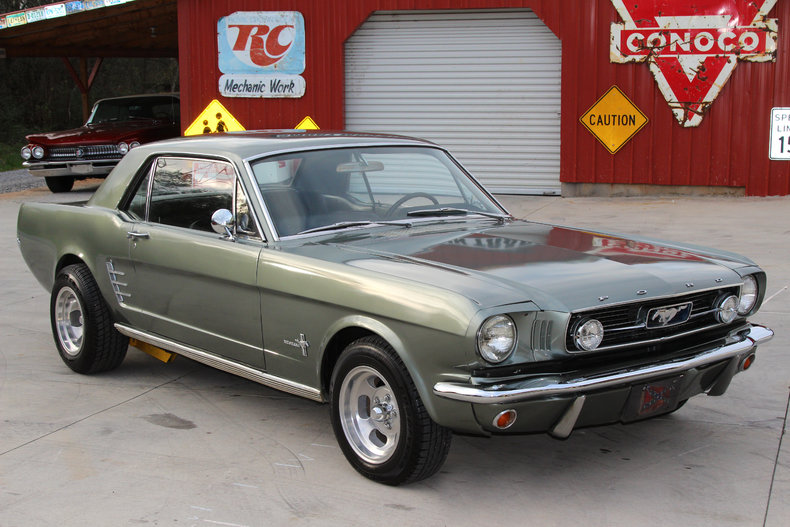 1965 Ford Mustang
