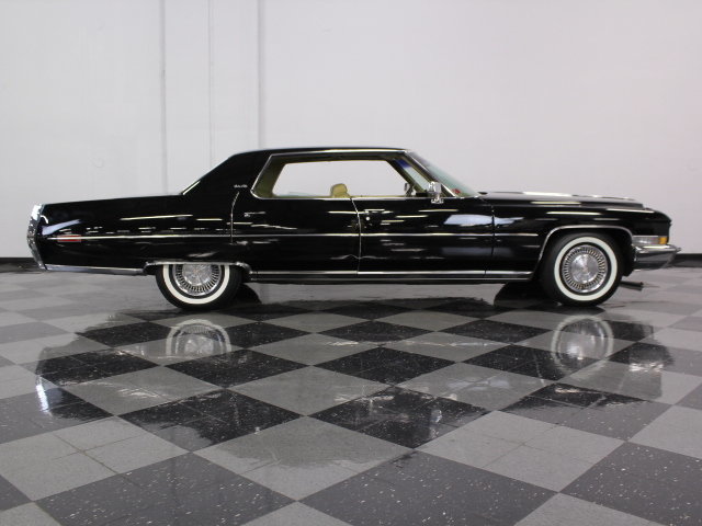 1972 Cadillac Sedan Deville Streetside Classics