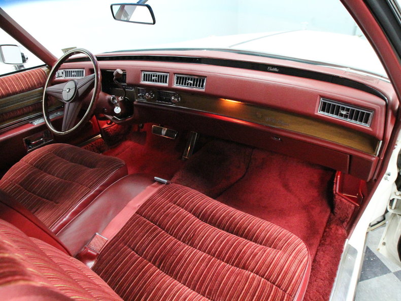 1975 Cadillac Coupe Deville Streetside Classics The