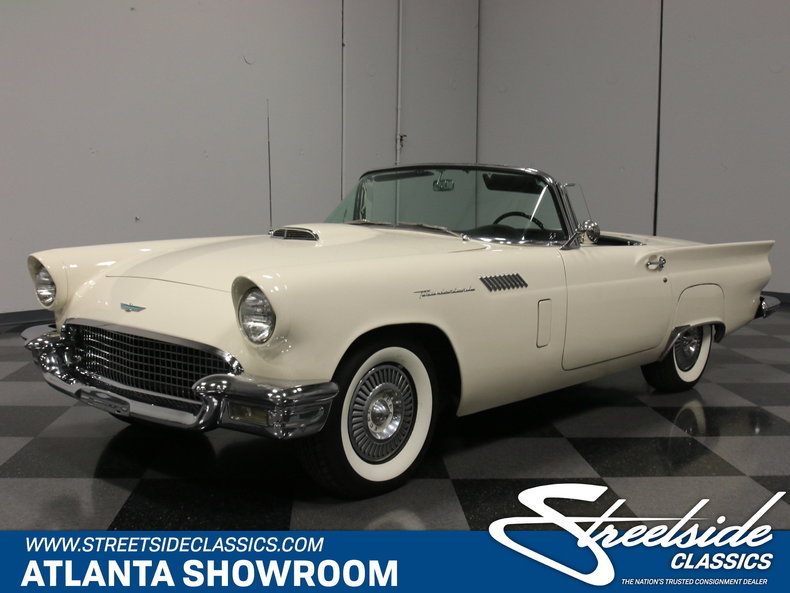 1957 Ford Thunderbird