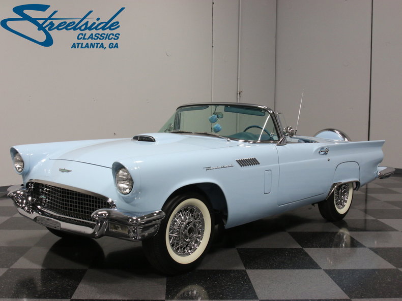 1957 Ford Thunderbird