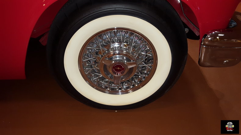 1957 Ford Thunderbird