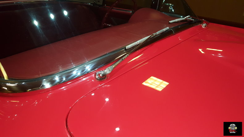 1957 Ford Thunderbird