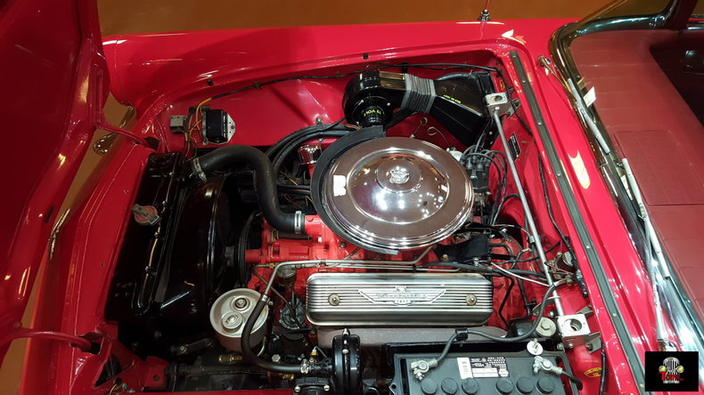 1957 Ford Thunderbird