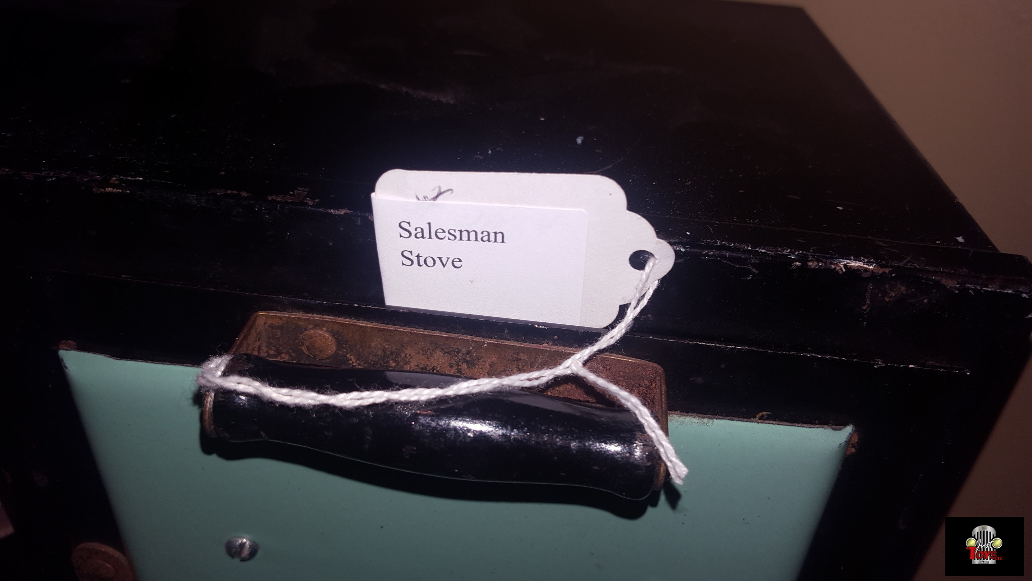 Salesman Stove