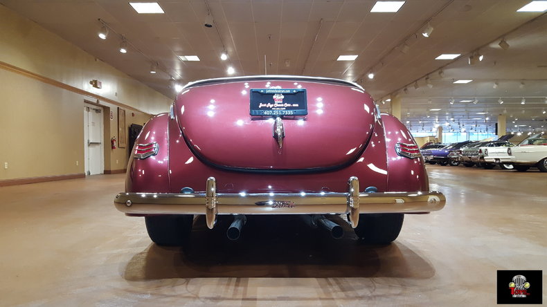 1940 Ford Deluxe