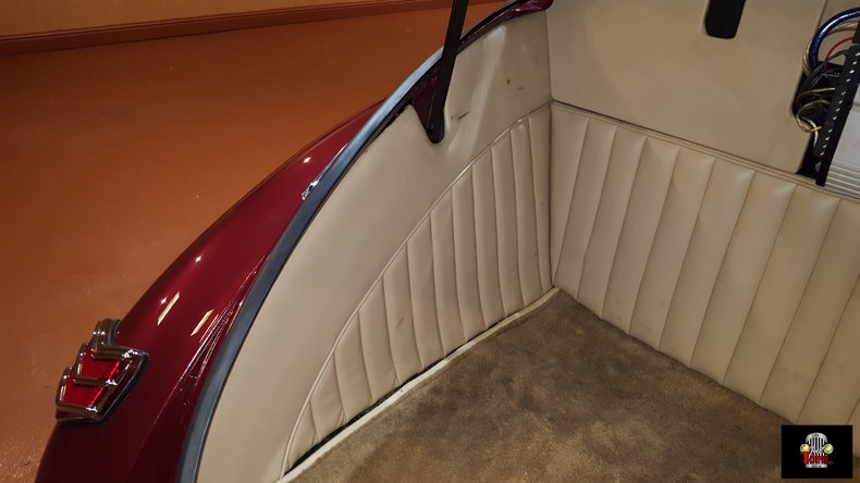 1940 Ford Deluxe