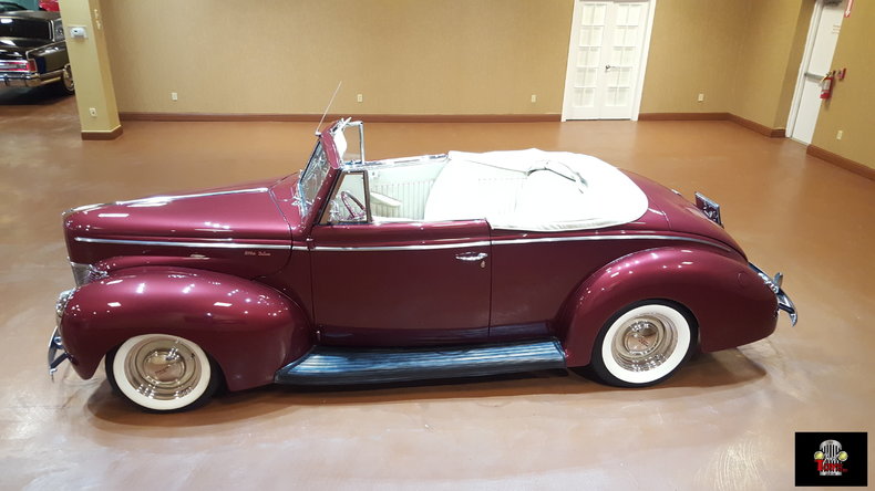 1940 Ford Deluxe