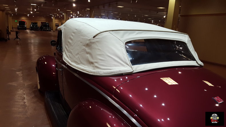 1940 Ford Deluxe