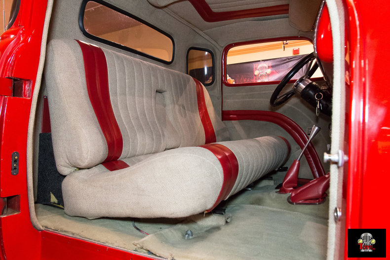 1949 Chevrolet 5-Window Pickup