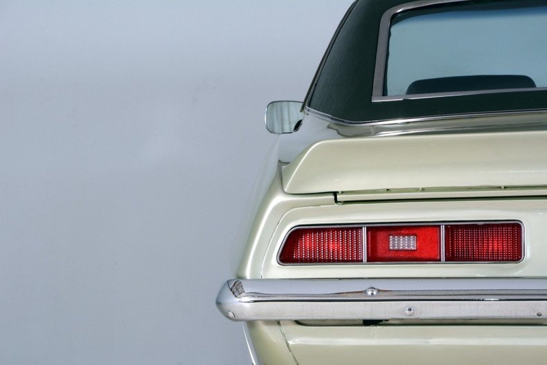 184687 d5194857fd low res