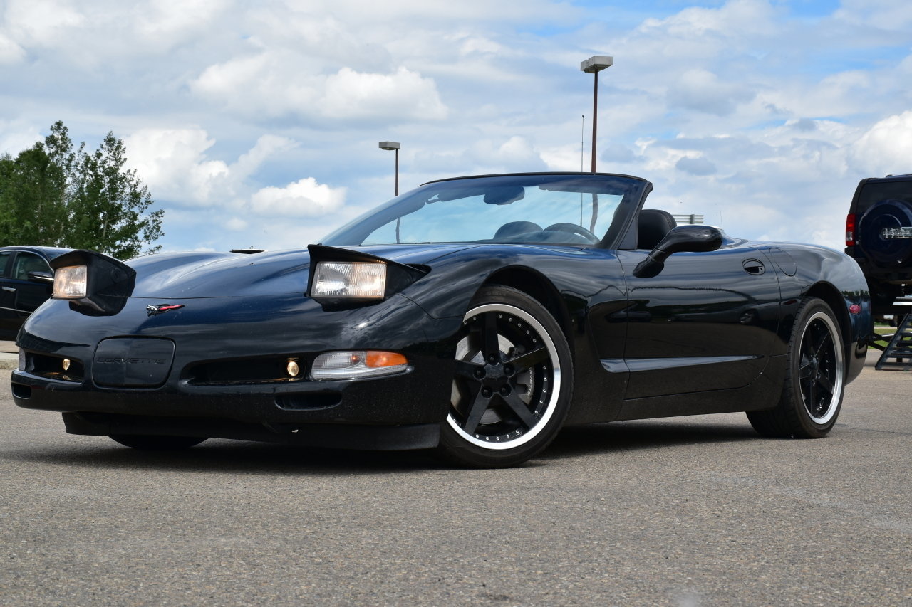 79942cab0d8a hd 1999 chevrolet corvette 2dr convertible