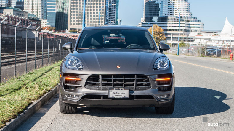 2015 Porsche Macan Turbo