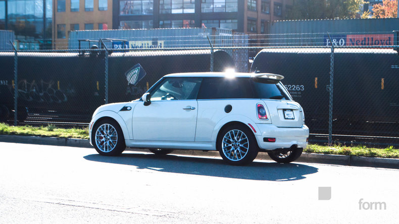 105940a low res 2009 mini cooper hardtop 2dr cpe john cooper works