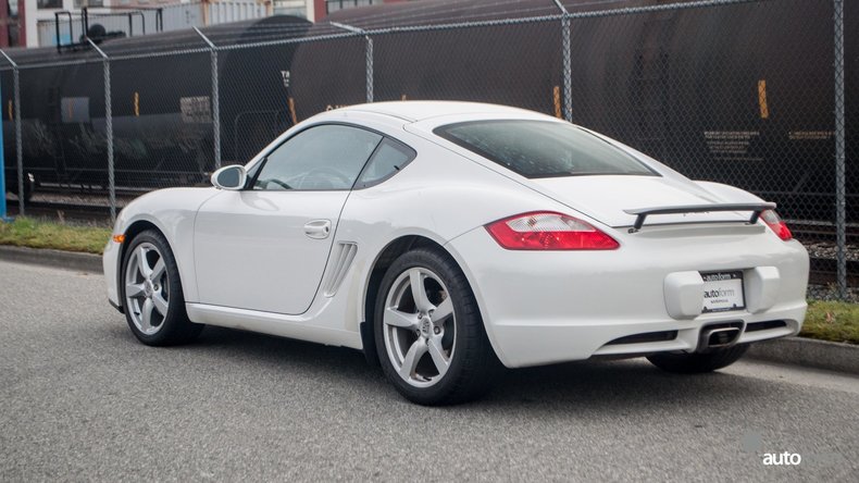 10734791b7ca6 low res 2007 porsche cayman coupe