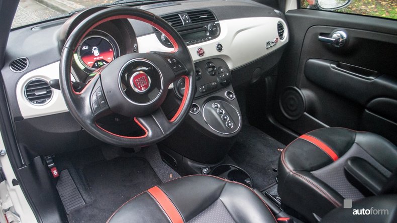 109049031f6a5 low res 2014 fiat 500e