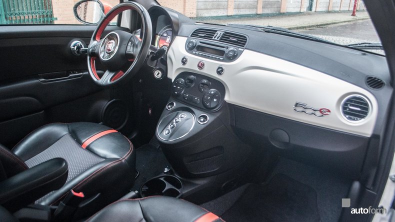 10909e48b9021 low res 2014 fiat 500e