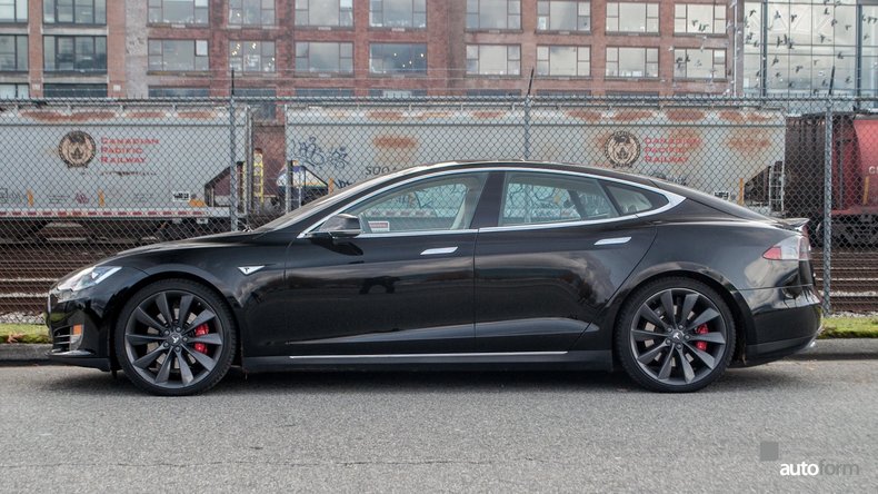 108808b999279 low res 2014 tesla model s