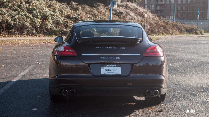 10934c5b6cb40 low res 2010 porsche panamera 4s