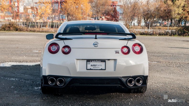 109594d63dd9b low res 2016 nissan gt r black edition