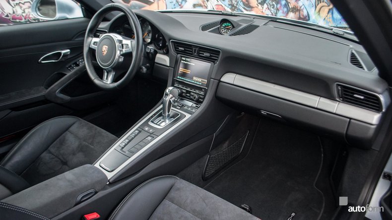 11107c5f36841 low res 2014 porsche 911 gt3
