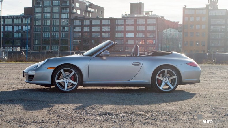 11245acb2cc28 low res 2011 porsche 911 carrera 4s