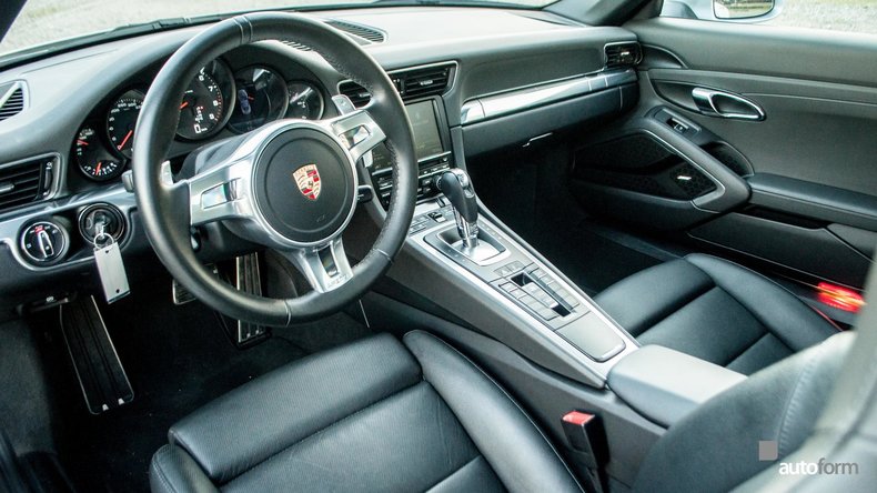 11358d23f82ed low res 2015 porsche 911 2dr cpe carrera