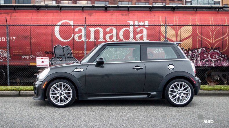2013 MINI Cooper S JCW package