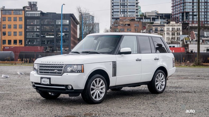 11801489d2a0d low res 2011 land rover range rover supercharged