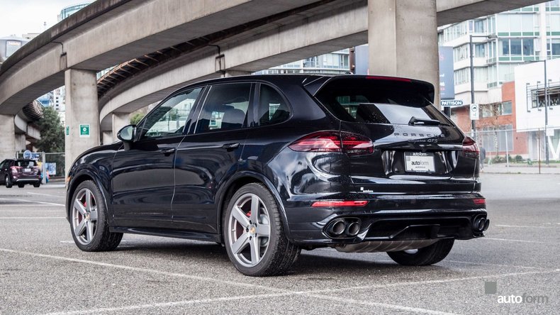 2016 Porsche Cayenne GTS