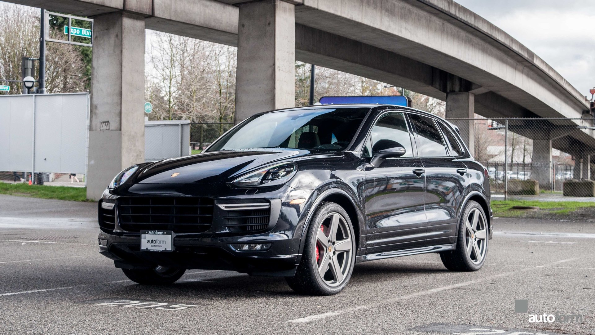 11894d8ad8a36 hd 2016 porsche cayenne awd 4dr gts